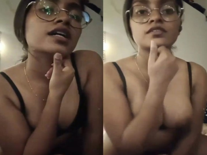 Desi GF Recording Her Melons Video For BF